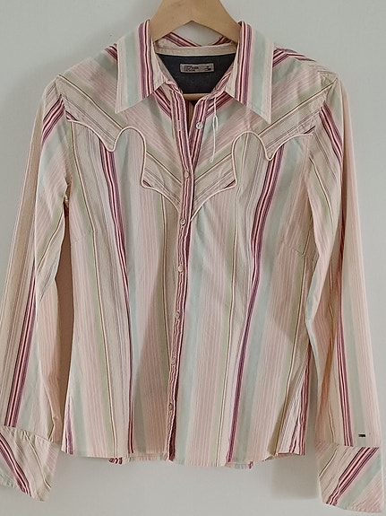 Uusi TOMMY HILFIGER Denim paitapusero