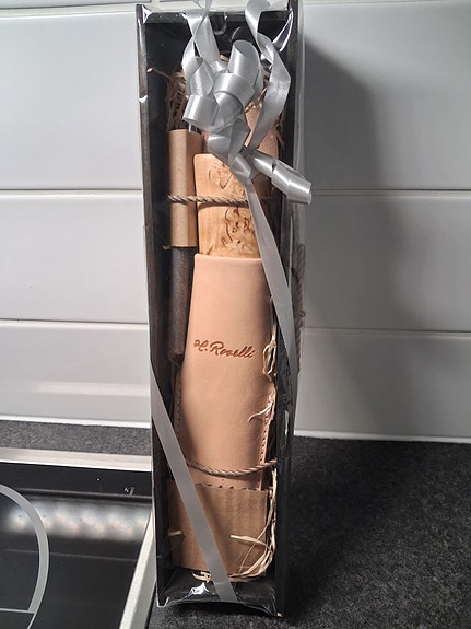 Roselli  Nikkarin puukko