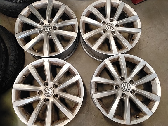 VW 17" Alkuperäiset aluvanteet