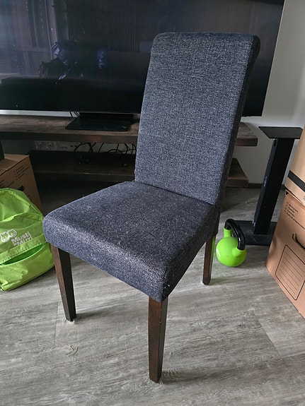5 Askon ruokailuryhmän tuolia