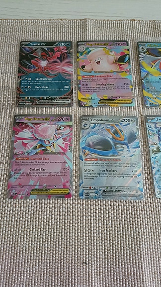 Pokemon kortit