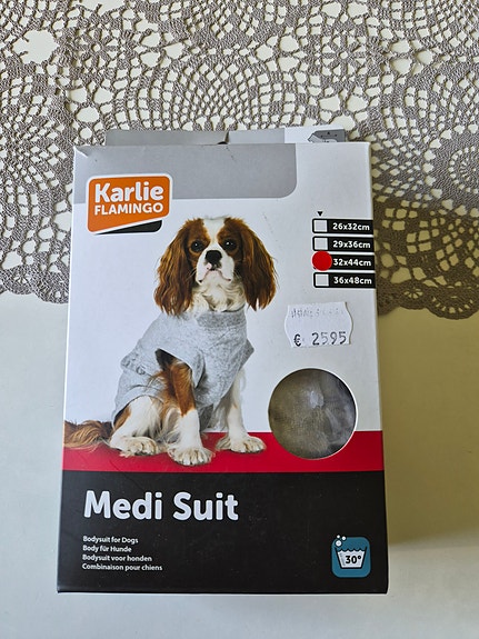Karlie Flamingo Medi Suit koiralle
