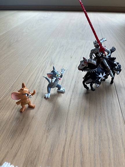 Tom ja Jerry sekä ritari leikkifiguurit