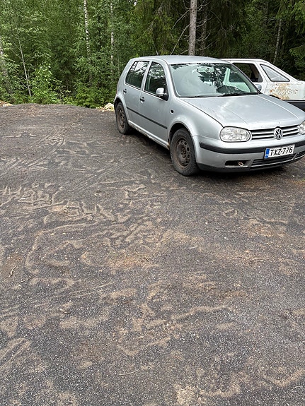 Vw golf mk4 1.6 myydään osina