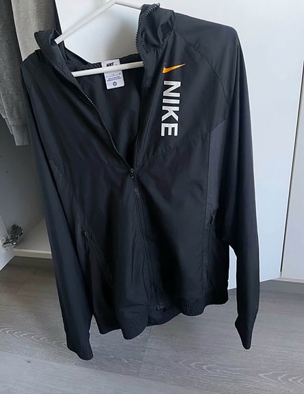 Nike tuulitakki