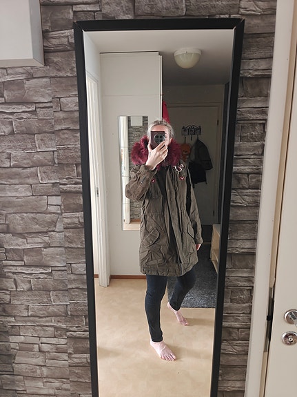 Bellfield talvinen parkatakki L