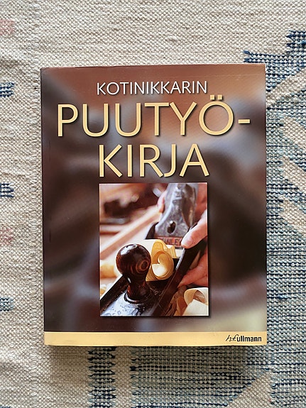 Kotinikkarin puutyökirja, Chris Simpson