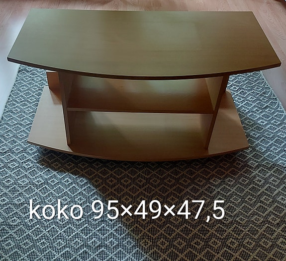 pikkupöytä