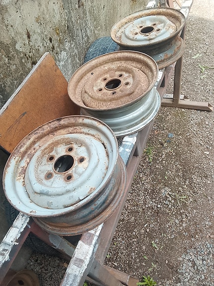 Hiace vanteita 13"
