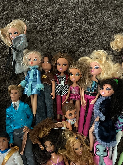 Bratz nukkeja