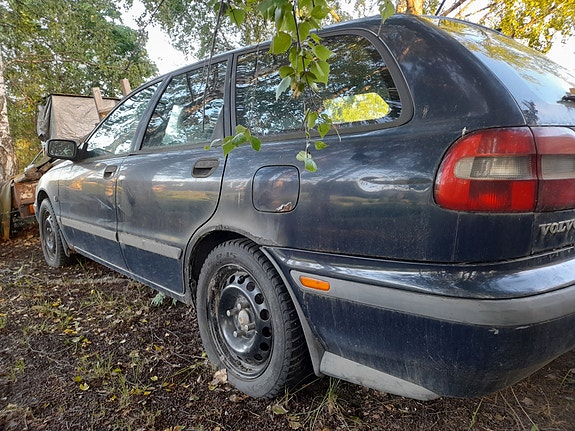 Osina Volvo V40 1.8