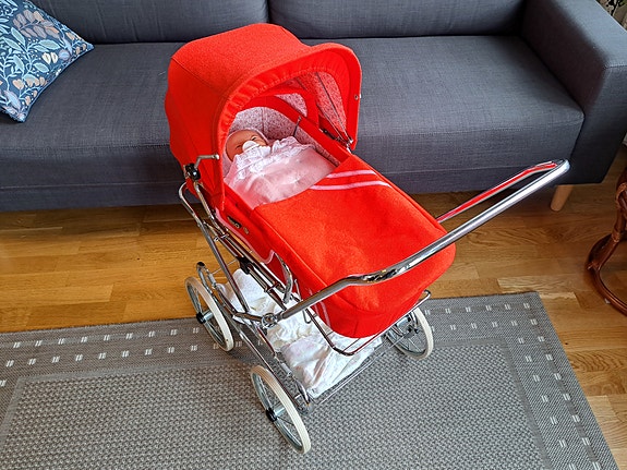 BRIO nukenvaunut ja vauvanukke