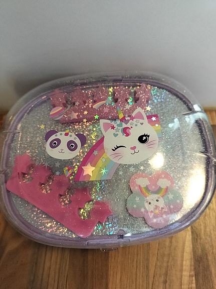 Kynsistudio lapset