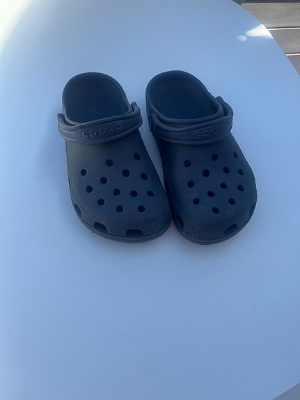 Crocsit, koko J5