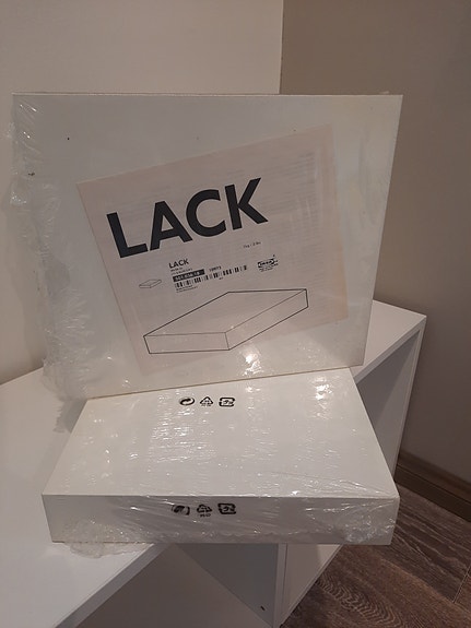Lack hylly