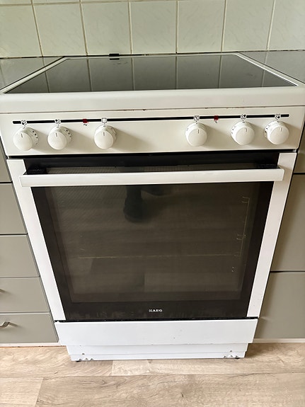 AEG-liesi ja uuni 60cm