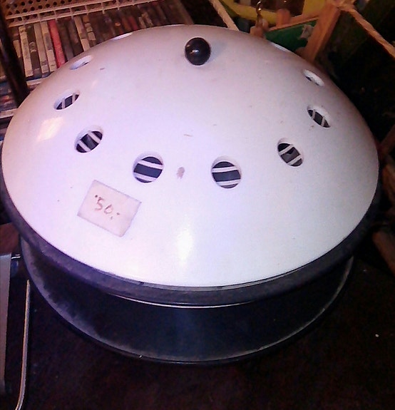 Retro "UFO"-ilmankostutin 60-70-luvulta