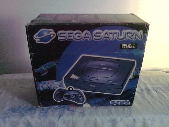 Sega Saturn konsoli + peli