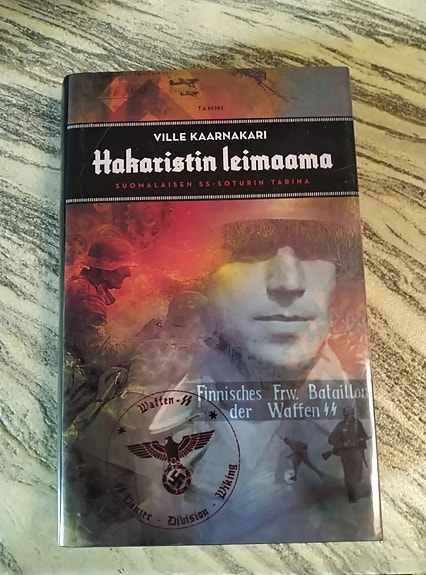 Ville Kaarnakari: Hakaristin leimaama kovakantinen kirja