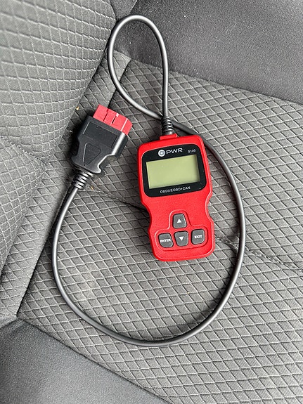 C-PWR OBD II S100 vikakoodinlukija