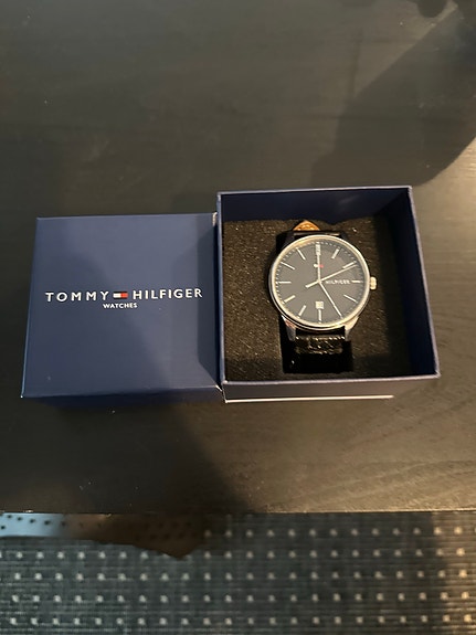 Tommy Hilfiger rannekello