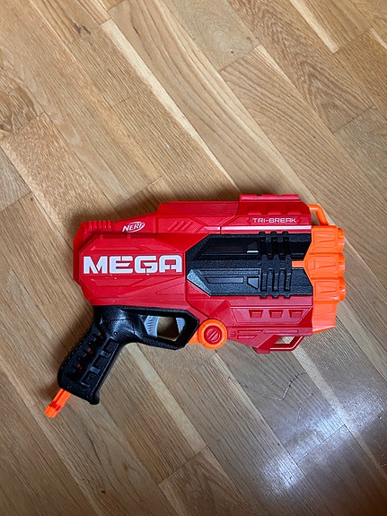 Nerf Mega leikkipyssy