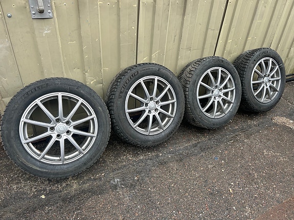 5x112 RC vanteet nastarenkailla 235/55/R18