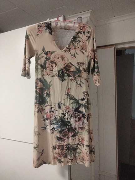 Cream Rosemary mekko S