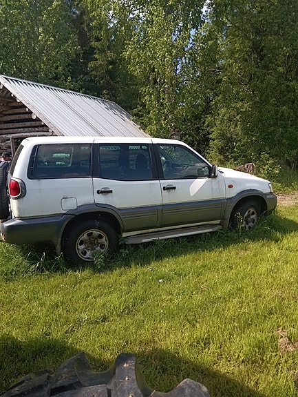 Nissan Terrano 2