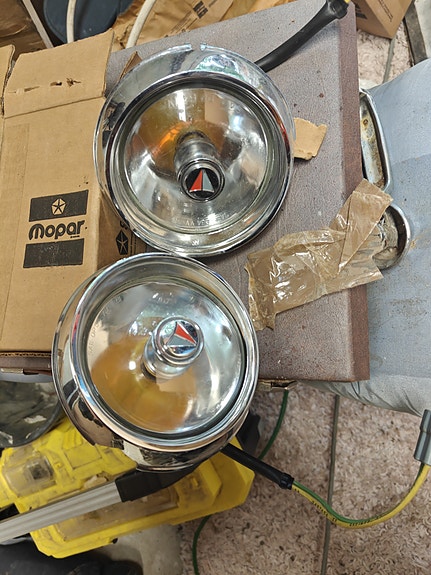 Plymouth barracuda etuparkit pari