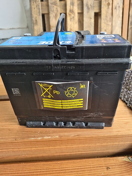 auton akku 12v, 62Ah.