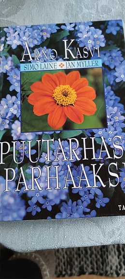 Arno Kasvi Puutarhasi parhaaksi kirja