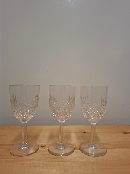 Riihimäen Lasi Aino valkoviinilasit 13,5cm. 3kpl.