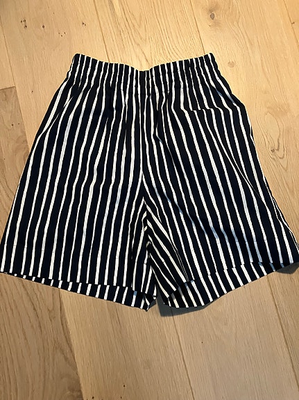 Marimekko shortsit xxs