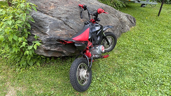 Product image 3 of 6