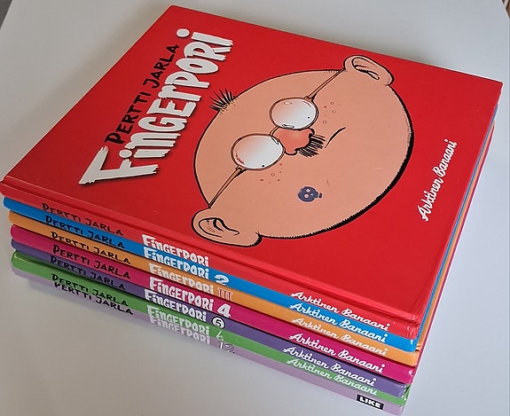 Fingerpori 1-6 ja 12 sarjakuva-albumeita 7kpl