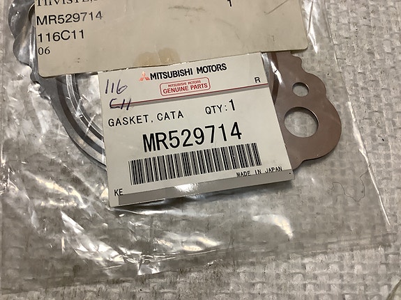 MR529714 pakoputken tiiviste Mitsubishi Lancer Evo,ym