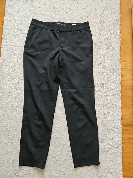 Zara mustat 7/8-mittaiset housut, koko 38