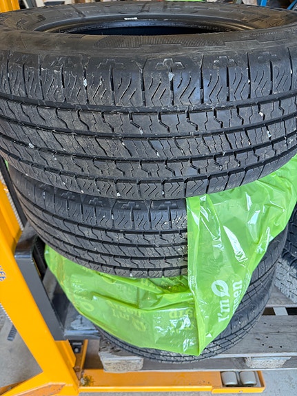 Goodyear Wrangler 255/65/18 lähes uudet