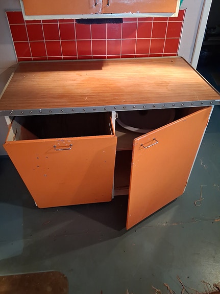 Nostalgiset keittiön kaapit