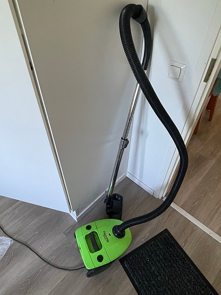 Electrolux pölynimuri vihreä