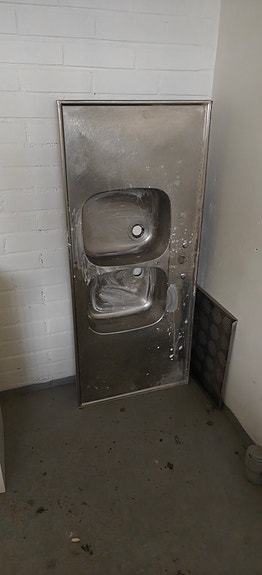 RST pöytä ja allas