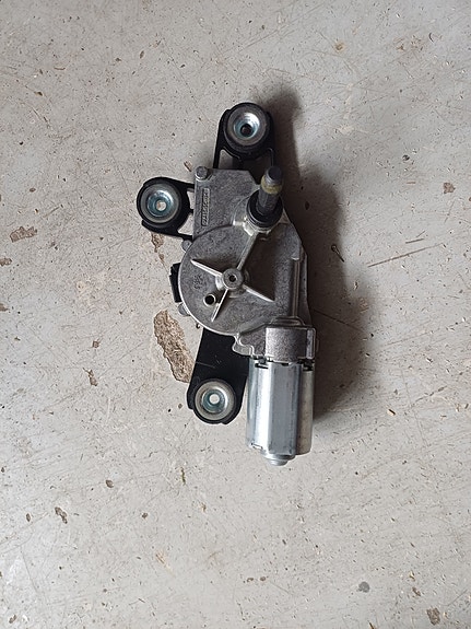 Ford Fiesta mk6 takalasin pyyhkijän moottori