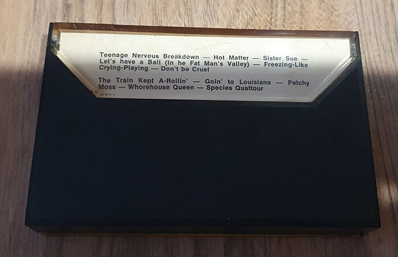 Product image 2 of 4