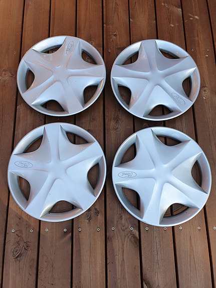 Ford pölykapselit 13"