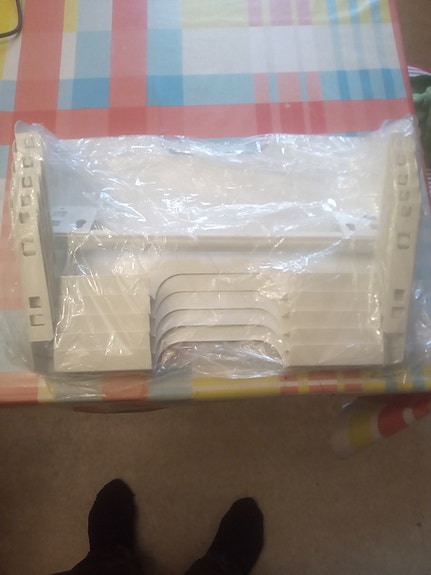 Ikea 5 lovinen lehtiteline seinälle