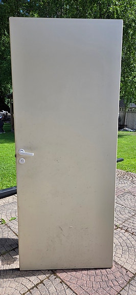 Väliovi 90 oviaukkoon