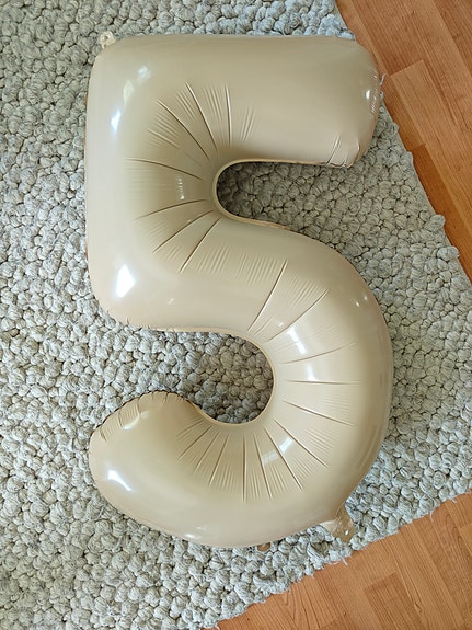 5 Foliopallo, ilmalla täytetty ei helium