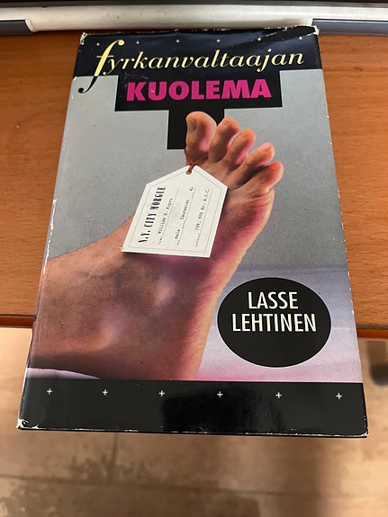 Fyrkanvaltaajan kuolema kirja