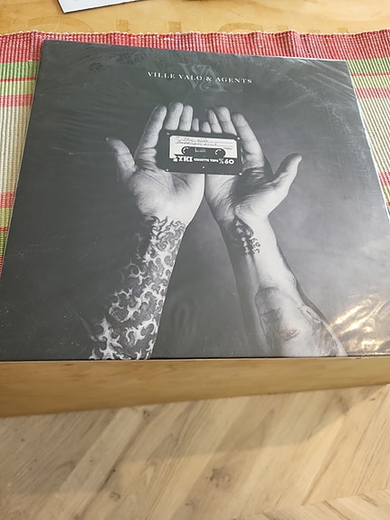 Ville Valo & Agents vinyylilevy, blue, avaamaton